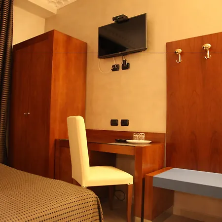 Federica's House In Frühstückspension Rom